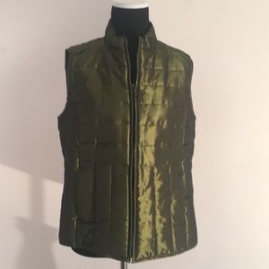 ✅ SOLD Metallic Green Ladies MED Zippered Vest